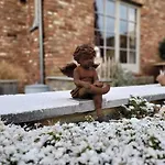 A L'ombre Du Noyer Bed & Breakfast Fernelmont