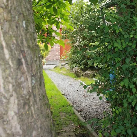 A L'ombre Du Noyer Bed & Breakfast *
